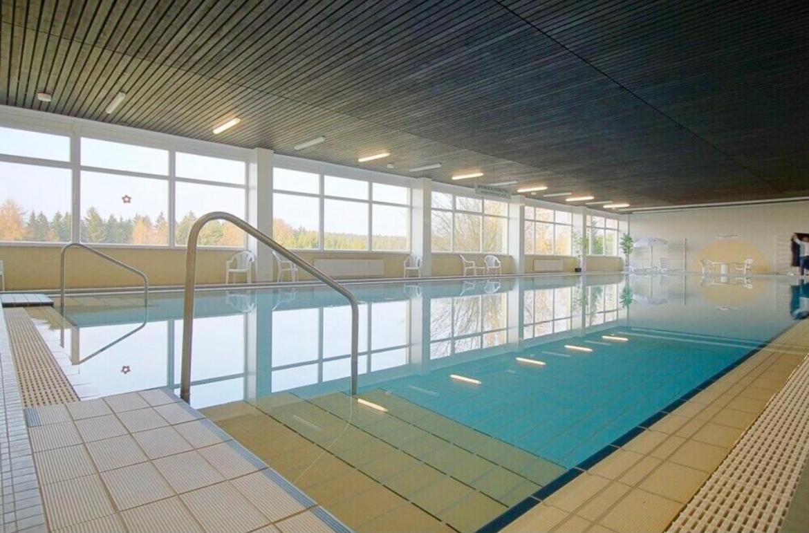 Schoene Ferienwohnung Mit Schwimmbad, Sauna Und Balkon ブラウンラーゲ エクステリア 写真